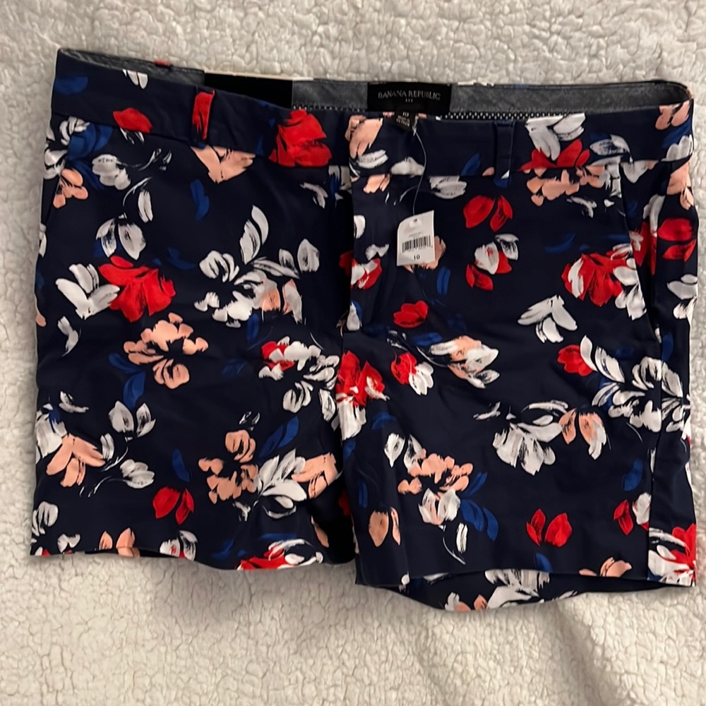 Navy Blue flower pattern shorts